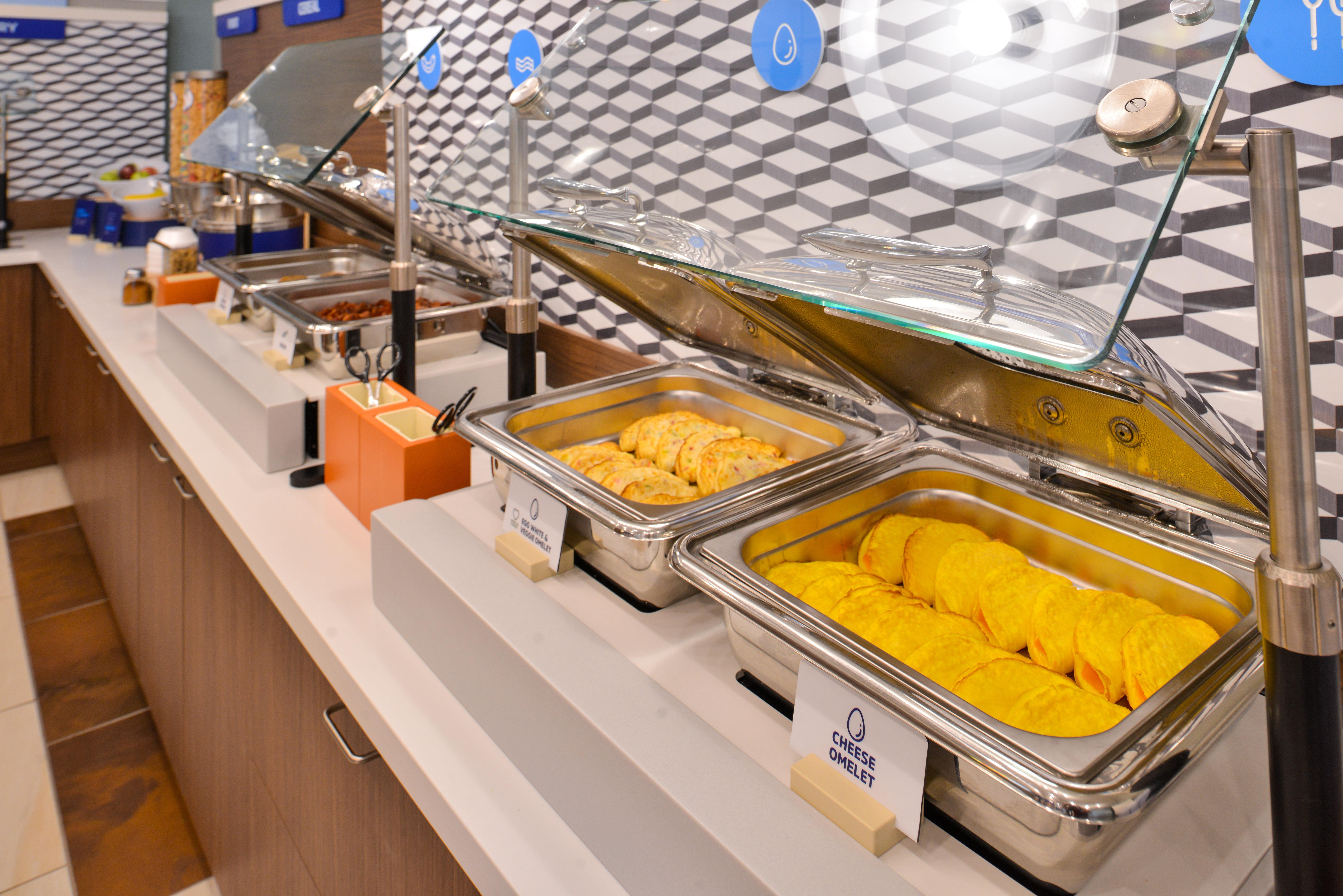 Holiday Inn Express & Suites - Detroit North - Roseville By Ihg المظهر الخارجي الصورة