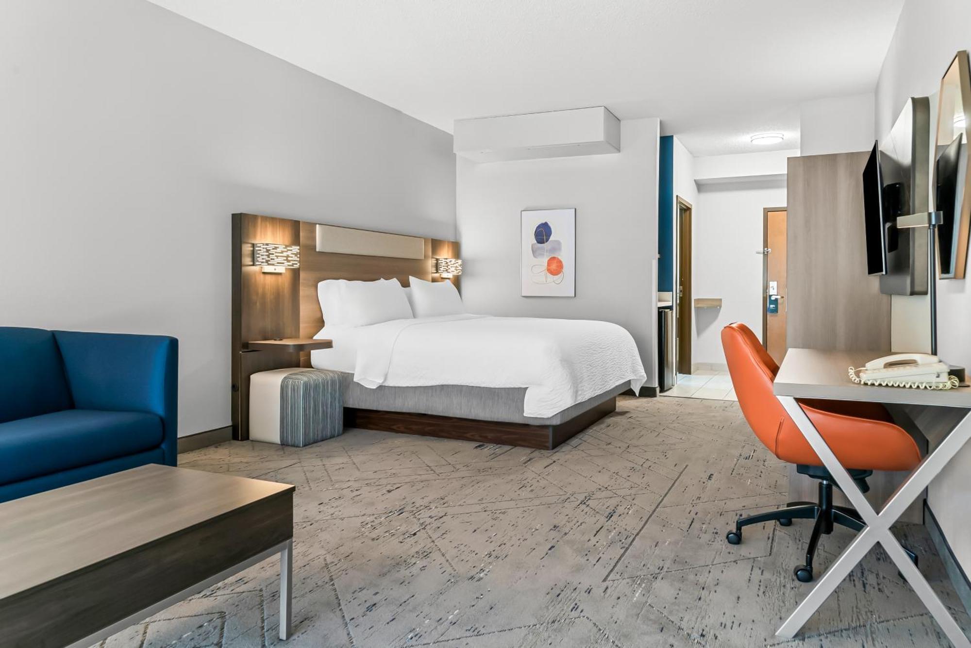 Holiday Inn Express & Suites - Detroit North - Roseville By Ihg المظهر الخارجي الصورة
