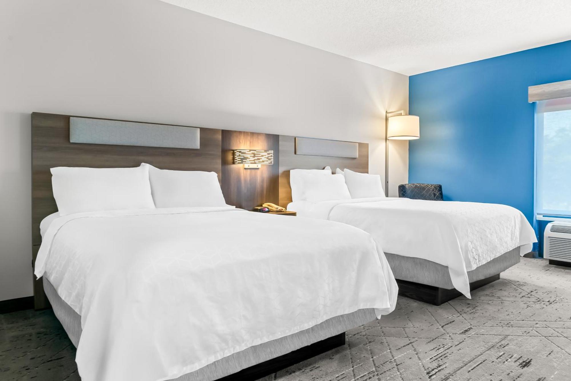 Holiday Inn Express & Suites - Detroit North - Roseville By Ihg المظهر الخارجي الصورة